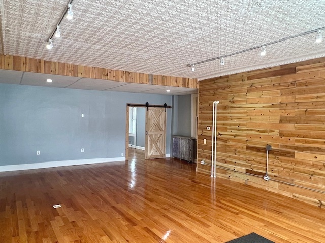 2963 S Archer Avenue