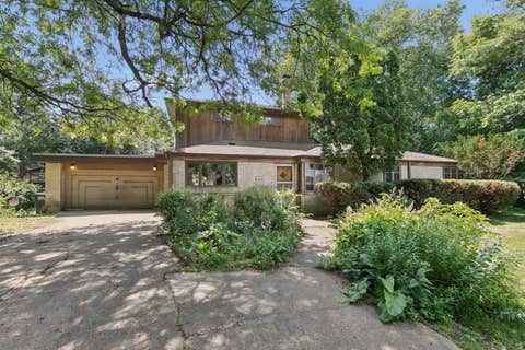 Photo of 103 South Parkway, Prospect Heights, IL 60070 (MLS # 12724719)