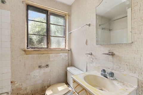 Tiny photo for 103 South Parkway, Prospect Heights, IL 60070 (MLS # 12724719)