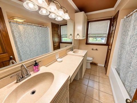 Tiny photo for 205 W Hoffman Street, Irvington, IL 62848 (MLS # 12769901)