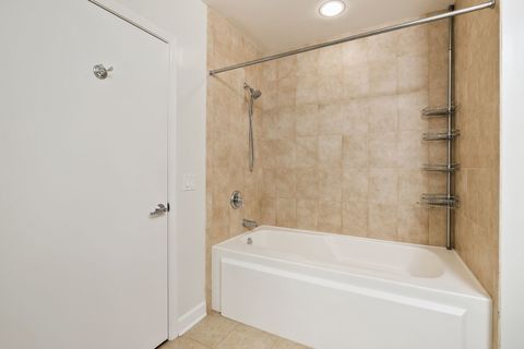 Tiny photo for 1235 S Prairie Avenue #807, Chicago, IL 60605 (MLS # 12523734)