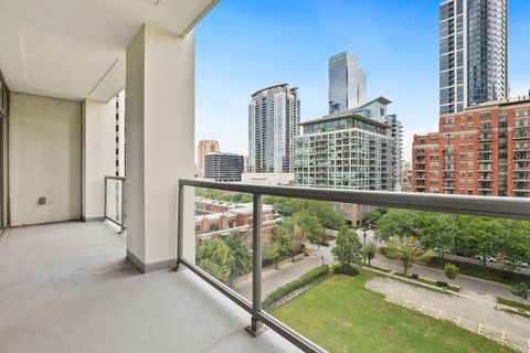Tiny photo for 1235 S Prairie Avenue #807, Chicago, IL 60605 (MLS # 12523734)