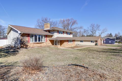 Tiny photo for 1411 2nd Avenue, Camanche, IA 52730 (MLS # 12601319)