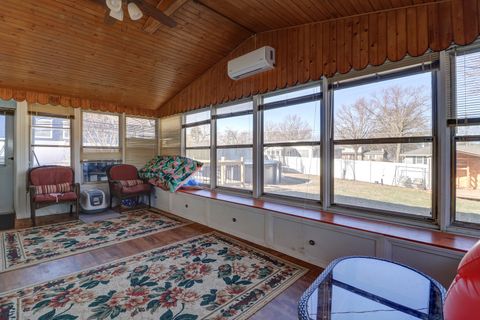 Tiny photo for 1411 2nd Avenue, Camanche, IA 52730 (MLS # 12601319)