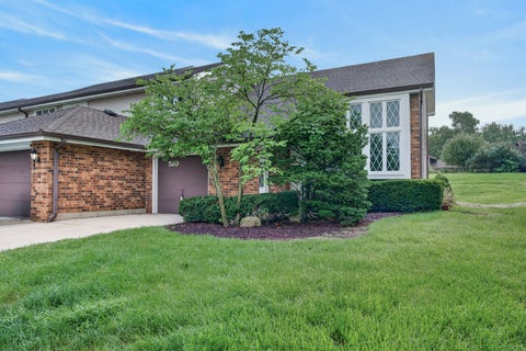 Photo of 510 N Thornwood Drive #510, McHenry, IL 60050 (MLS # 12729186)