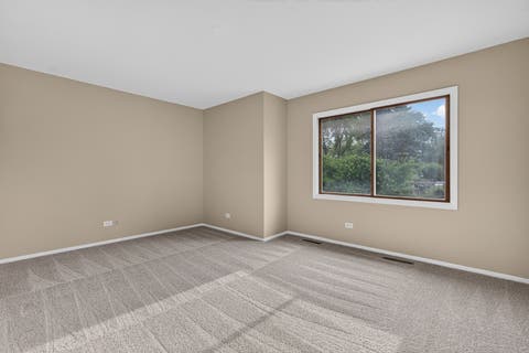 Tiny photo for 510 N Thornwood Drive #510, McHenry, IL 60050 (MLS # 12729186)