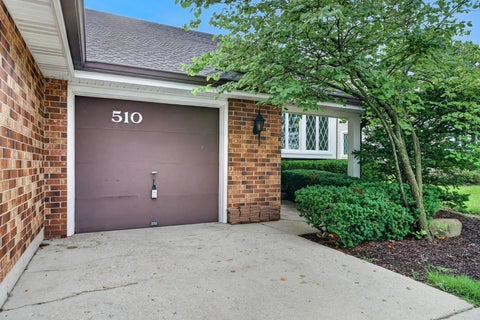Tiny photo for 510 N Thornwood Drive #510, McHenry, IL 60050 (MLS # 12729186)