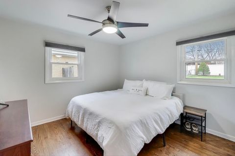 Tiny photo for 111 S Bobby Lane, Mount Prospect, IL 60056 (MLS # 12518799)