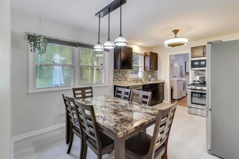 Tiny photo for 111 S Bobby Lane, Mount Prospect, IL 60056 (MLS # 12518799)