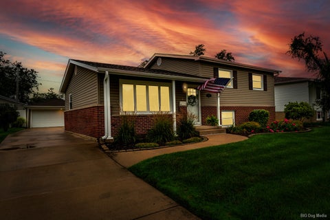 Tiny photo for 5806 Rob Roy Drive, Oak Forest, IL 60452 (MLS # 12736958)