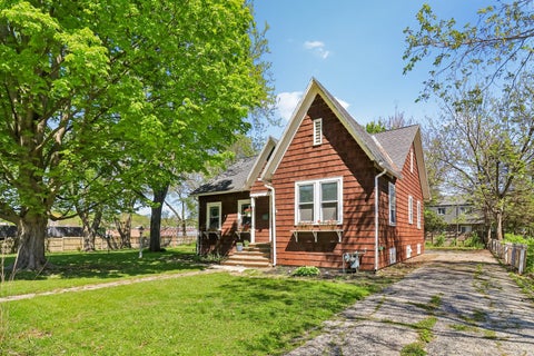Tiny photo for 3908 W Kane Avenue, McHenry, IL 60050 (MLS # 12617433)