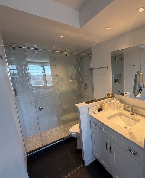 Tiny photo for 5320 N Sheridan Road #1502, Chicago, IL 60640 (MLS # 12601258)