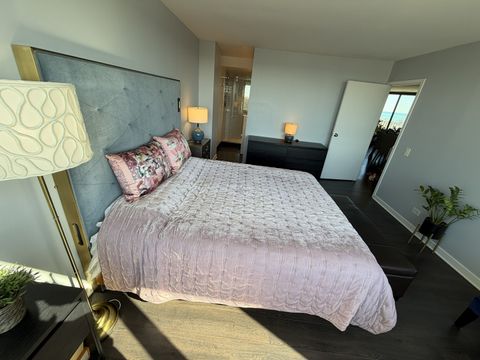 Tiny photo for 5320 N Sheridan Road #1502, Chicago, IL 60640 (MLS # 12601258)