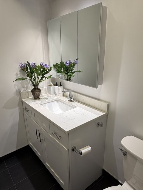 Tiny photo for 5320 N Sheridan Road #1502, Chicago, IL 60640 (MLS # 12601258)