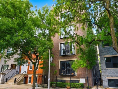 Photo of 839 S Miller Street #1, Chicago, IL 60607 (MLS # 12587792)