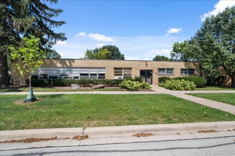 331 George Street West Chicago IL 60185