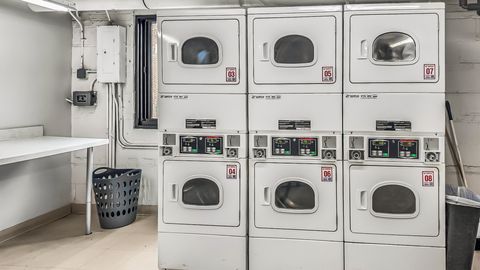 Tiny photo for 6300 N Sheridan Road #406, Chicago, IL 60660 (MLS # 12568572)