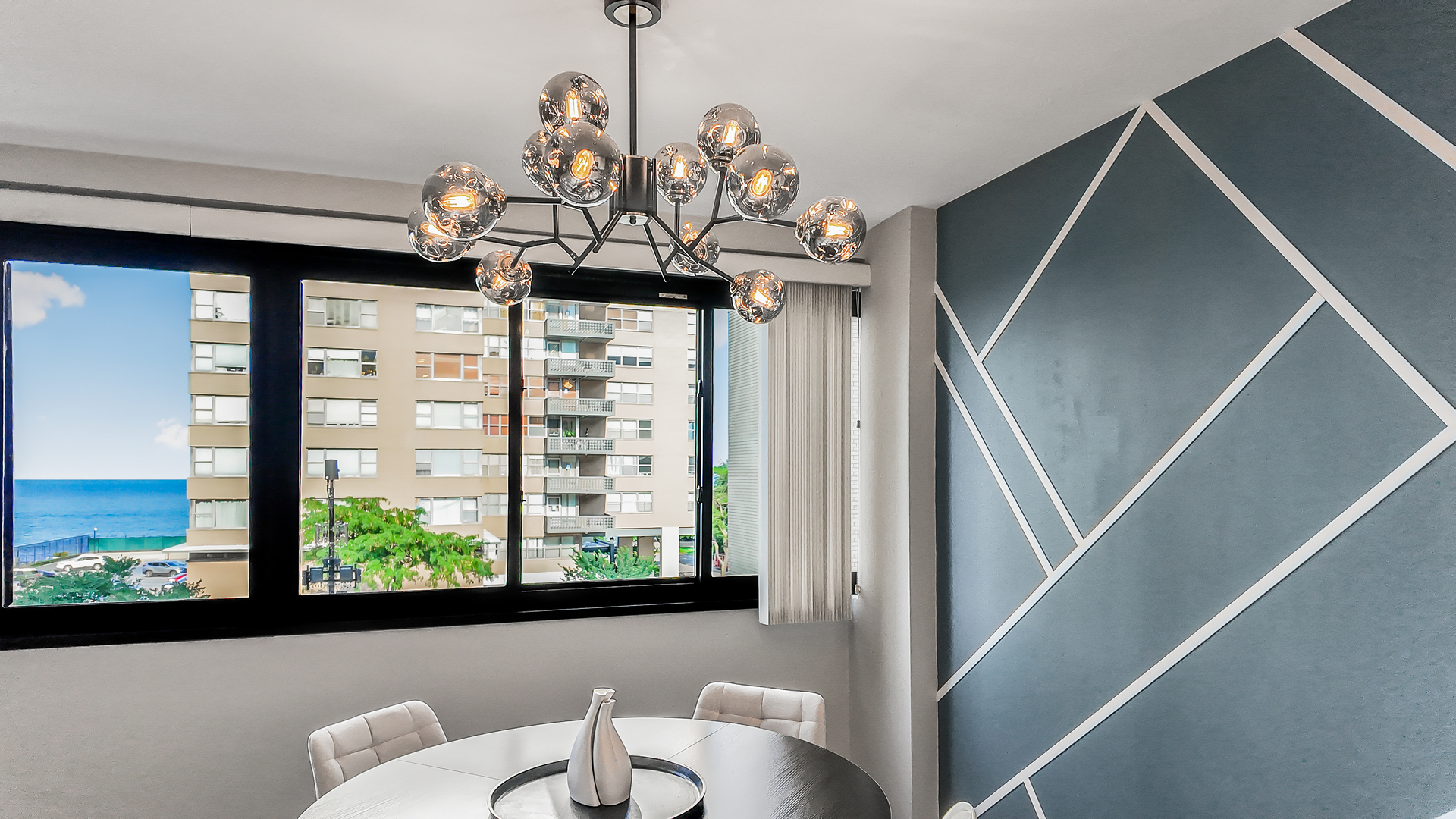 6300 N Sheridan Road 406