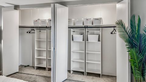 Tiny photo for 6300 N Sheridan Road #406, Chicago, IL 60660 (MLS # 12568572)