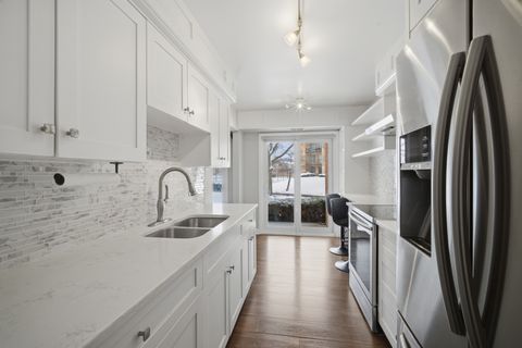 Tiny photo for 1103 S Hunt Club Drive #129, Mount Prospect, IL 60056 (MLS # 12594984)