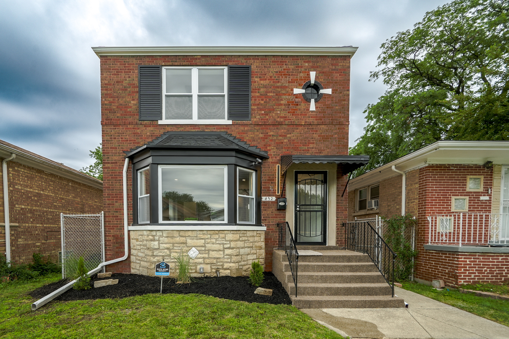 452 W 104th Street