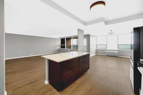 Tiny photo for 5733 N Sheridan Road #27C, Chicago, IL 60660 (MLS # 12456789)