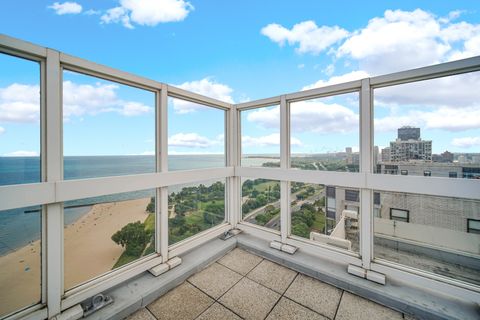 Tiny photo for 5733 N Sheridan Road #27C, Chicago, IL 60660 (MLS # 12456789)