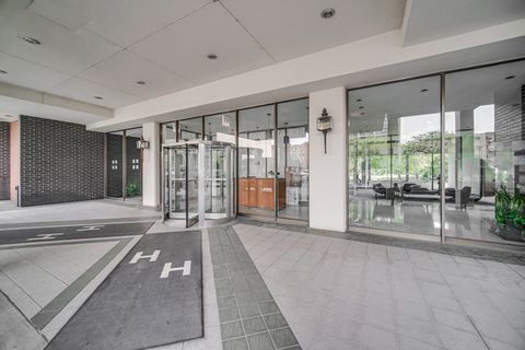 Tiny photo for 5733 N Sheridan Road #27C, Chicago, IL 60660 (MLS # 12456789)