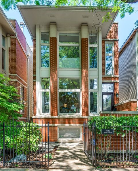 1222 W George Street Chicago IL 60657