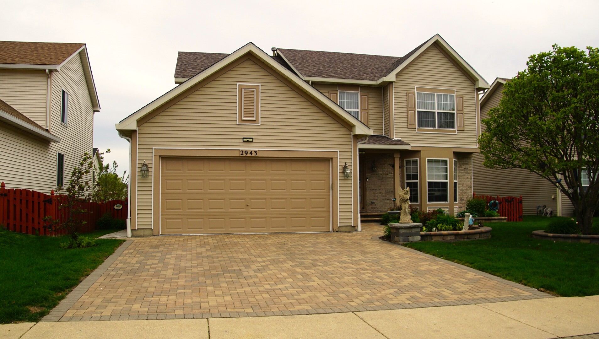 2943 Heather Lane
