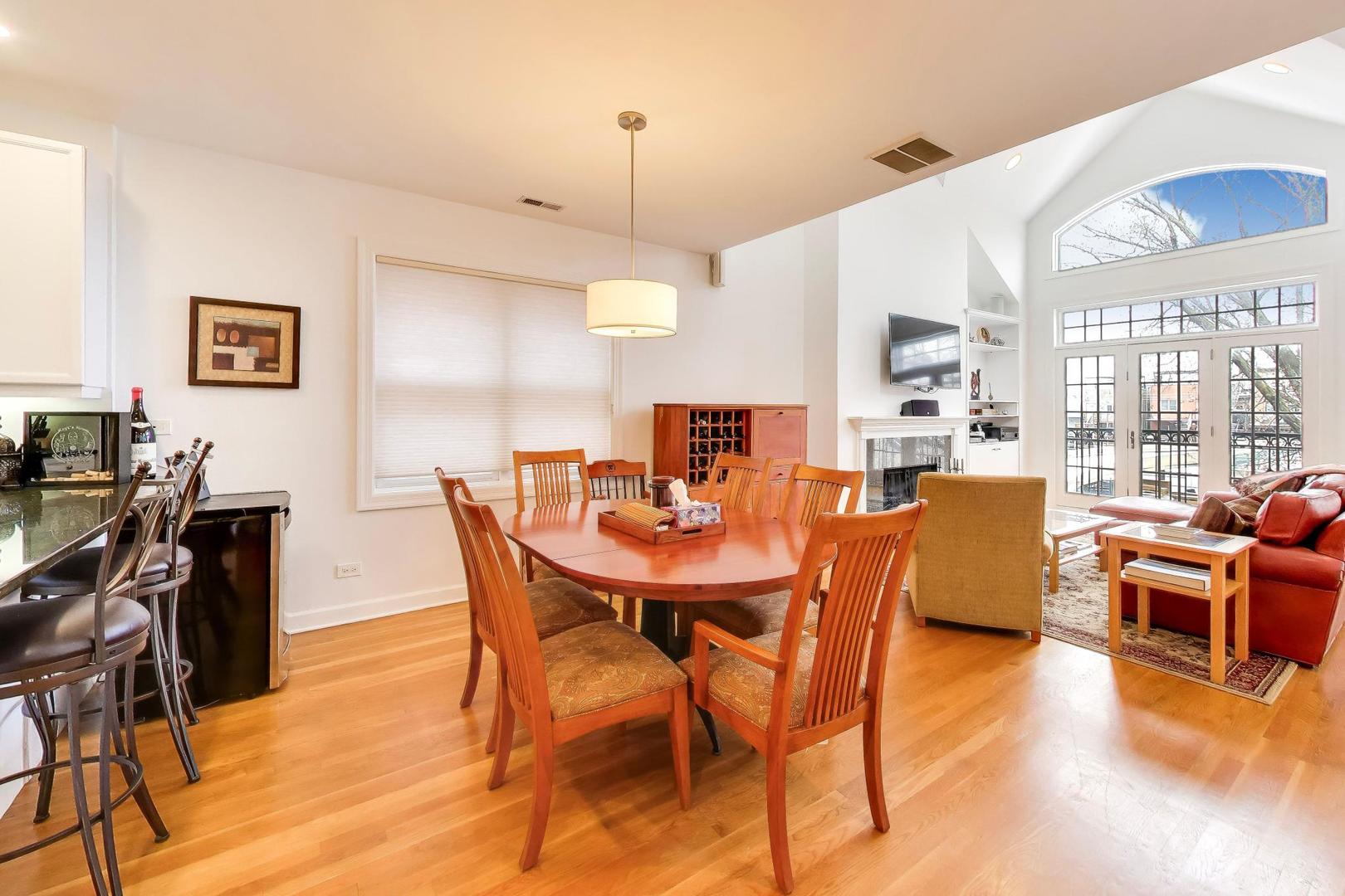 1161 W EDDY Street 3