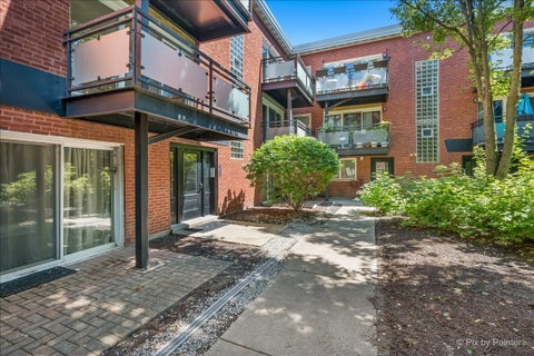 Tiny photo for 6421 N Damen Avenue #2W, Chicago, IL 60645 (MLS # 12717370)