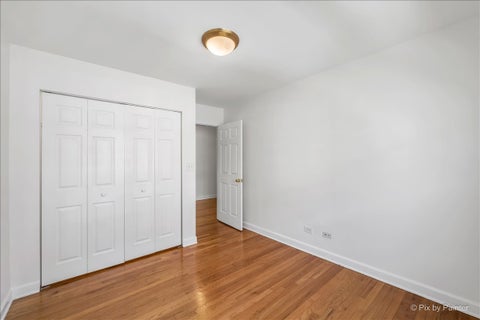 Tiny photo for 6421 N Damen Avenue #2W, Chicago, IL 60645 (MLS # 12717370)