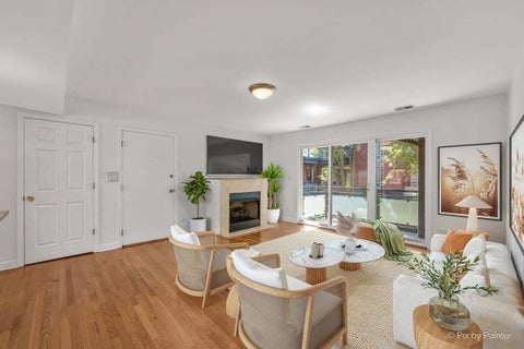 Tiny photo for 6421 N Damen Avenue #2W, Chicago, IL 60645 (MLS # 12717370)
