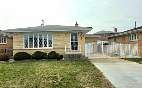 8517 W CARMEN Avenue Chicago IL 60656