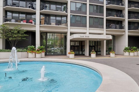 Tiny photo for 1560 N Sandburg Terrace #2008, Chicago, IL 60610 (MLS # 12731306)
