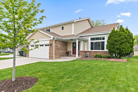 Tiny photo for 1041 N Cardinal Drive, Palatine, IL 60074 (MLS # 12639649)