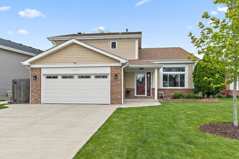Tiny photo for 1041 N Cardinal Drive, Palatine, IL 60074 (MLS # 12639649)