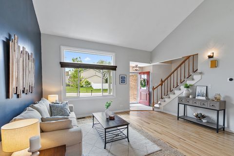 Tiny photo for 1041 N Cardinal Drive, Palatine, IL 60074 (MLS # 12639649)
