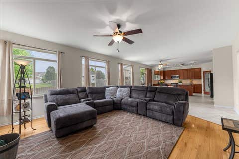Tiny photo for 5370 Chancery Way, Lake In The Hills, IL 60156 (MLS # 12633620)