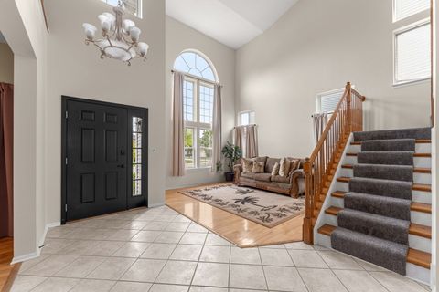 Tiny photo for 5370 Chancery Way, Lake In The Hills, IL 60156 (MLS # 12633620)
