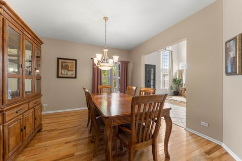 Tiny photo for 5370 Chancery Way, Lake In The Hills, IL 60156 (MLS # 12633620)