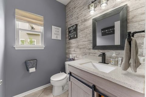 Tiny photo for 5370 Chancery Way, Lake In The Hills, IL 60156 (MLS # 12633620)