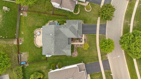 Tiny photo for 5370 Chancery Way, Lake In The Hills, IL 60156 (MLS # 12633620)