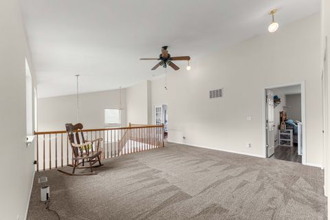 Tiny photo for 5370 Chancery Way, Lake In The Hills, IL 60156 (MLS # 12633620)