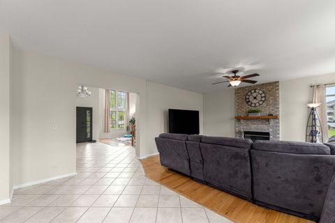 Tiny photo for 5370 Chancery Way, Lake In The Hills, IL 60156 (MLS # 12633620)