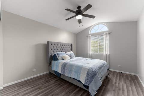 Tiny photo for 5370 Chancery Way, Lake In The Hills, IL 60156 (MLS # 12633620)