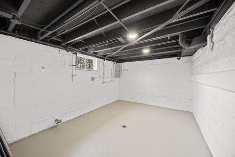 Tiny photo for 125 S Adams Street, Westmont, IL 60559 (MLS # 12621106)