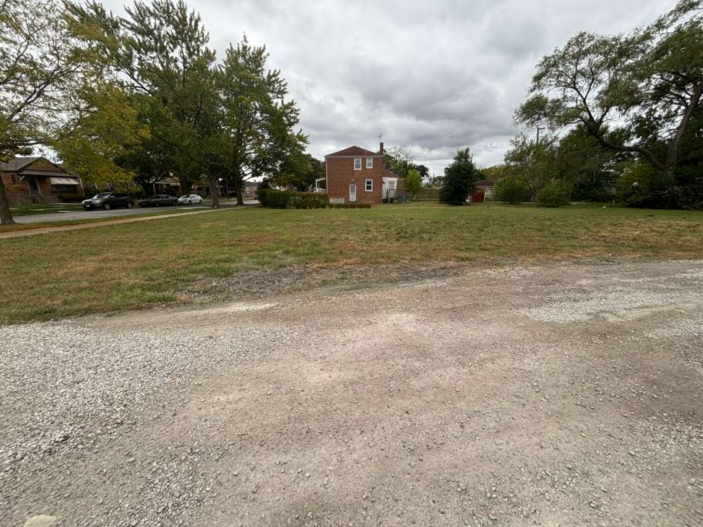 9738 S Drexel Avenue