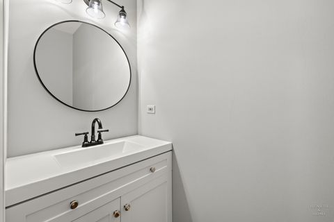 Tiny photo for 660 Masland Court, North Barrington, IL 60010 (MLS # 12487143)
